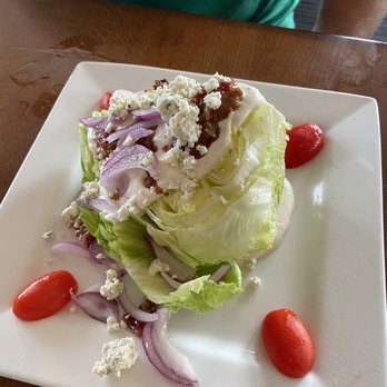 The Beachead - The wedge salad - Seafood Near Me - Block Island, Rhode Island