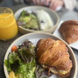 Renaud's Patisserie & Bistro