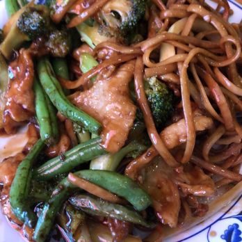 Yang Hong Kong Buffet - a plate of noodles and vegetables - Chinese Near Me - Marquette, Michigan Yang Hong Kong Buffet - a plate of noodles and vegetables - Chinese Near Me - Marquette, Michigan
