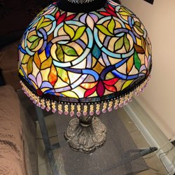 Reward Lighting - Tiffany-style lamp brought back to life after 20 year