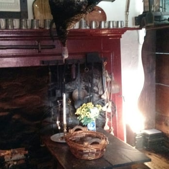 Dobbin House Tavern - Room hiding slave hideout - Bars Near Me - Gettysburg, Pennsylvania