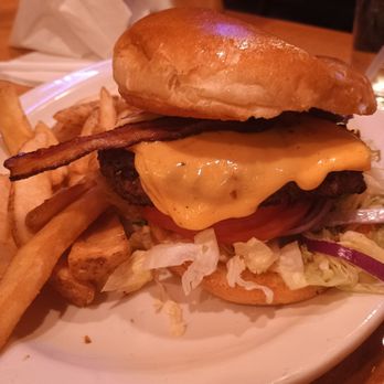 Texas Roadhouse - Burger - Steakhouses Near Me - Santa Fe, New Mexico