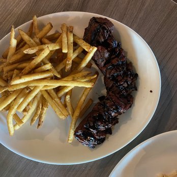 The Toast - hanger steak - Salad Near Me - Surprise, Arizona The Toast - hanger steak - Salad Near Me - Surprise, Arizona