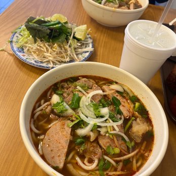 Saigon Deli - Vietnamese Near Me - Tampa, Florida