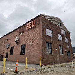 CR Midnight Smoker BBQ - A BBQ Oasis