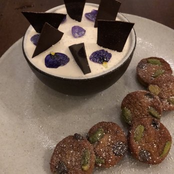 Senia - Chocolate mousse - Cocktail Bars Near Me - Honolulu, Hawaii