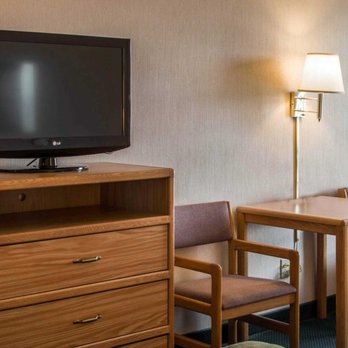Comfort Inn - Hotels Near Me - Charlotte, Michigan Comfort Inn - Hotels Near Me - Charlotte, Michigan