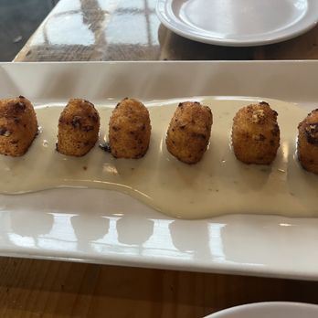 LaBelle Brewing - Mac and cheese bites - Breweries Near Me - LaBelle, Florida