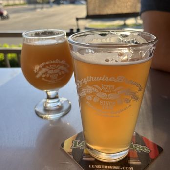 Lengthwise at the Marketplace - Hazy and raspberry wheat - American Near Me - Bakersfield, California Lengthwise at the Marketplace - Hazy and raspberry wheat - American Near Me - Bakersfield, California