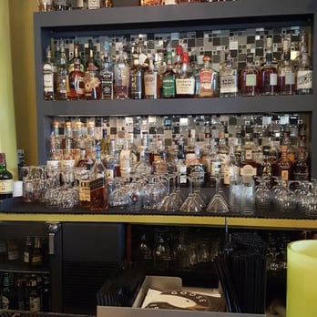 True Eats & Drinks - Bar area - Barbeque Near Me - Munster, Indiana True Eats & Drinks - Bar area - Barbeque Near Me - Munster, Indiana