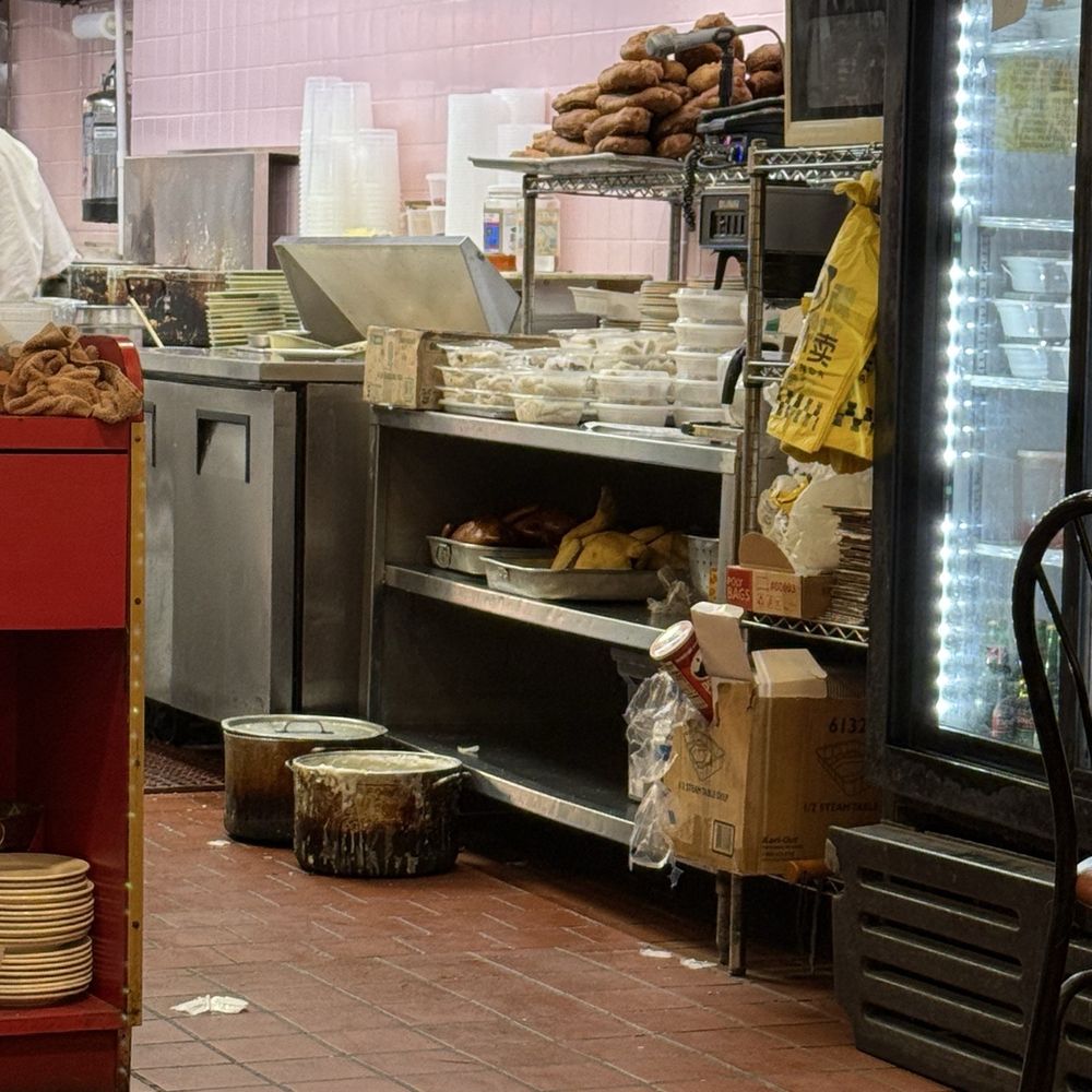 Big Wong - Food on the floor and in the kitchen shelves - Chinese Near Me - New York, New York Big Wong - Food on the floor and in the kitchen shelves - Chinese Near Me - New York, New York