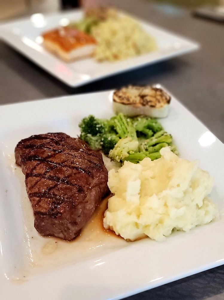 DALY CITY CAFE Updated September 2024 16 Photos 930 Airport Blvd