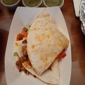 Tacos El Primo - Chicken Quesadills - Tacos Near Me - Minneapolis, Minnesota Tacos El Primo - Chicken Quesadills - Tacos Near Me - Minneapolis, Minnesota