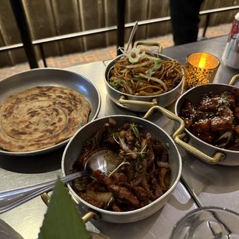 Fatt Pundit - Bing Bread, Kolkata Chilli Duck, Vegetable Hakka Noodles, and Sticky Sesame Vegetables - Indian Near Me - London, XGL