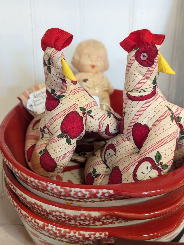 MELFA’S UNIQUE & ANTIQUES Updated June 2024 19371 Main St, Melfa