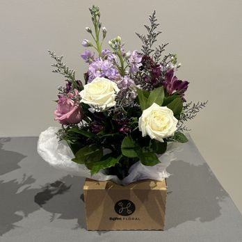 Hy-Vee Floral - Floral Designers Near Me - Omaha, Nebraska Hy-Vee Floral - Floral Designers Near Me - Omaha, Nebraska