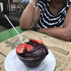 Baladinha Mix 24h - Açaí with strawberries