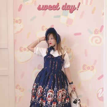 Hello Kitty Cafe - Cafes Near Me - Irvine, California