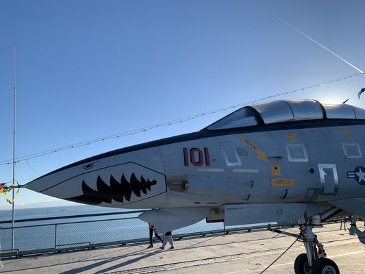 USS Hornet - Sea, Air and Space Museum by null