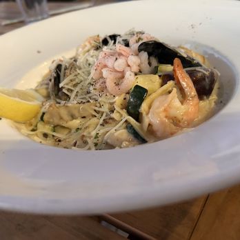 Anthony's HomePort Columbia Point - Seafood Fettuccine - Seafood Near Me - Richland, Washington Anthony's HomePort Columbia Point - Seafood Fettuccine - Seafood Near Me - Richland, Washington