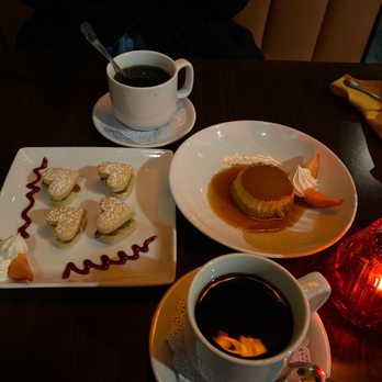 Lima Taverna - Alfajores, Flan de Lucuma, Café peruano - Peruvian Near Me - Plano, Texas