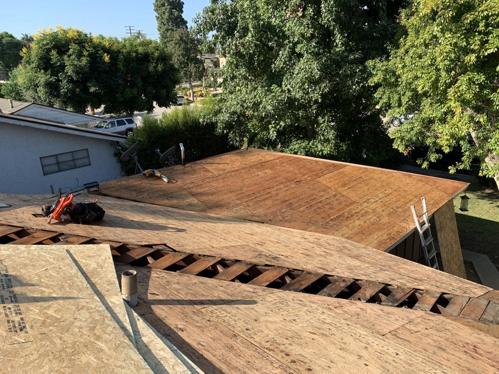 Slide of Espinal's Roofing & Waterproofing