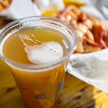 Boothbay Lobster Wharf - Tubular Hazy IPA 7.2%ABV - Orono Brewing, Co., Orono, ME - Seafood Near Me - Boothbay Harbor, Maine