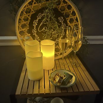 Hibiscus Springs Spa - Our couples massage - 60 minutes - Massage Near Me - Salt Lake, Utah Hibiscus Springs Spa - Our couples massage - 60 minutes - Massage Near Me - Salt Lake, Utah