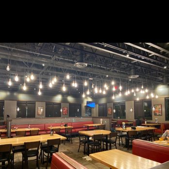 Chili's - Bars Near Me - Miami, Florida