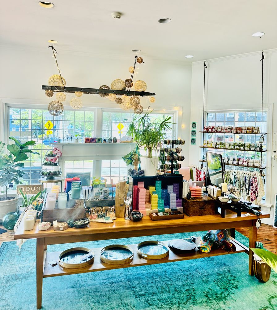NOON DESIGNS PAWTUXET VILLAGE Updated October 2024 27 Photos & 16 Reviews 18 Post Rd