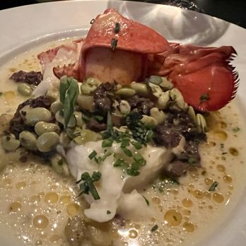 Gary Danko - Roast Lobster with Chanterelle Mushrooms, Potato Purée, Edamame, and Asparagus. - New American Near Me - San Francisco, California Gary Danko - Roast Lobster with Chanterelle Mushrooms, Potato Purée, Edamame, and Asparagus. - New American Near Me - San Francisco, California