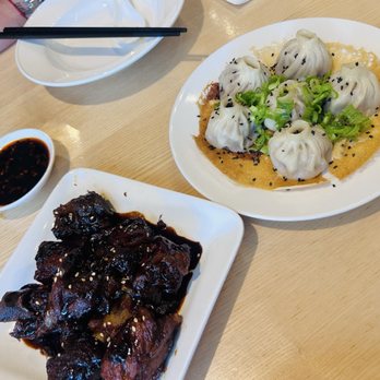 Dumpling Bar - Sweet and sour pork baby back ribs and pork xlb - Chinese Near Me - Encinitas, California Dumpling Bar - Sweet and sour pork baby back ribs and pork xlb - Chinese Near Me - Encinitas, California