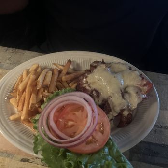 Alexander Michael's - Burger - American Near Me - Charlotte, North Carolina