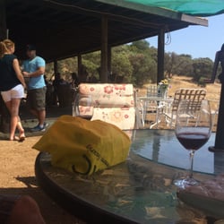 Ross Vineyards & Winery - What a beautiful day to wine taste!