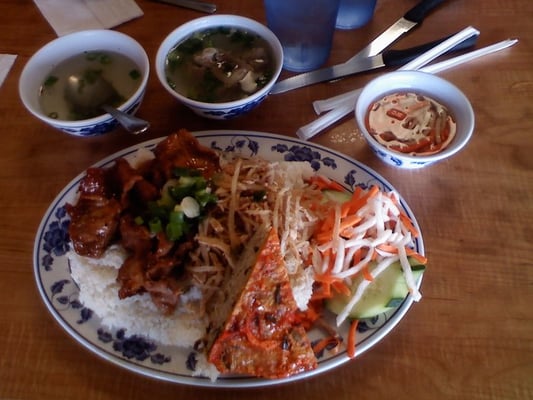 Com Tam Thuan Kieu by null