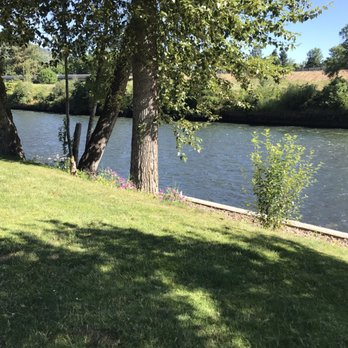 Bridgeview Rv Resort - RV Parks Near Me - Grants Pass, Oregon