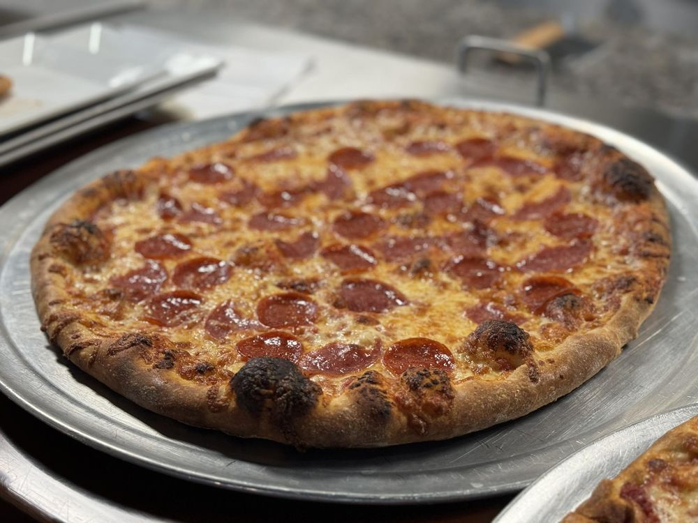 Food from Ralphie's Pizza