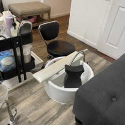 Pedi station