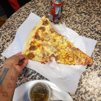 Damenzo's Pizza - Pizza Near Me - Chicago, Illinois