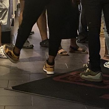 Benihana - Other diners footwear - Sushi Bars Near Me - Chicago, Illinois