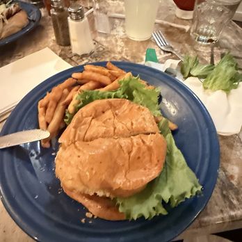The Brewhouse Grille - Burger with bacon, cheese - Pubs Near Me - Camp Hill, Pennsylvania