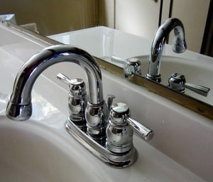 Surfside Plumbing Logo