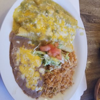 Amigo Cafe - Enchilada with chicken - Mexican Near Me - Kayenta, Arizona