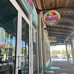 Vayla's Gourmet Shaved Ice - Outside the store