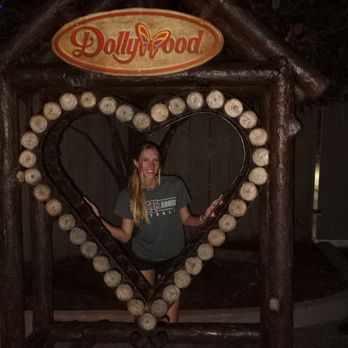 Dollywood - A Sweetheart - Amusement Parks Near Me - Pigeon Forge, Tennessee Dollywood - A Sweetheart - Amusement Parks Near Me - Pigeon Forge, Tennessee