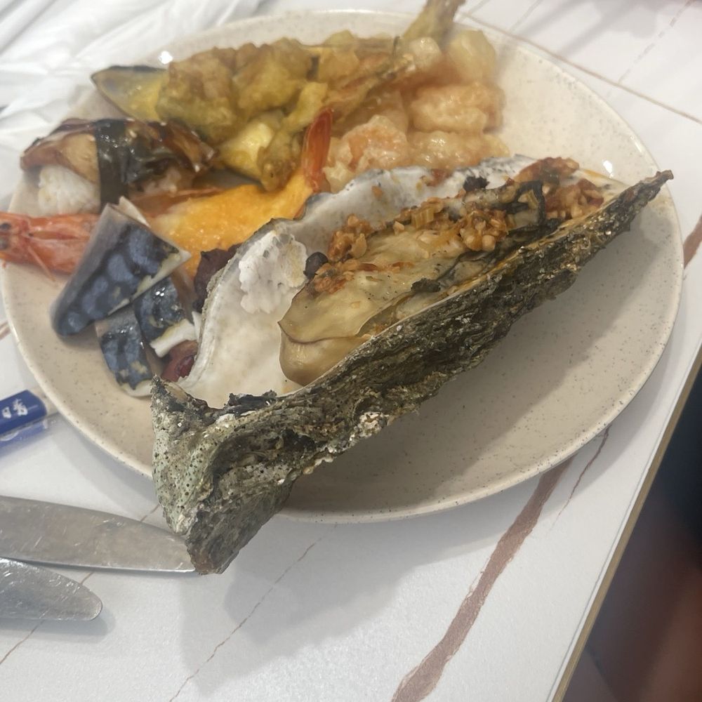 Big cooked oyster Big cooked oyster