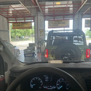 Take 5 Oil Change - Oil Change Stations Near Me - Austin, Texas Take 5 Oil Change - Oil Change Stations Near Me - Austin, Texas