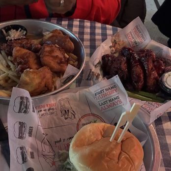 Bill's Bar & Burger - Fish n chips cheeseburger bbq wingettes - Burgers Near Me - New York, New York Bill's Bar & Burger - Fish n chips cheeseburger bbq wingettes - Burgers Near Me - New York, New York