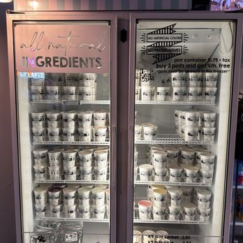 Che Gelato - Options to take home and yes buy 3 get 4th free. Of course we take some - Ice Cream & Frozen Yogurt Near Me - Moorpark, California