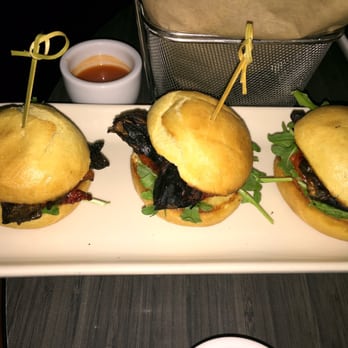 IPIC Pasadena - Mushroom sliders. Yumz - Cinema Near Me - Pasadena, California